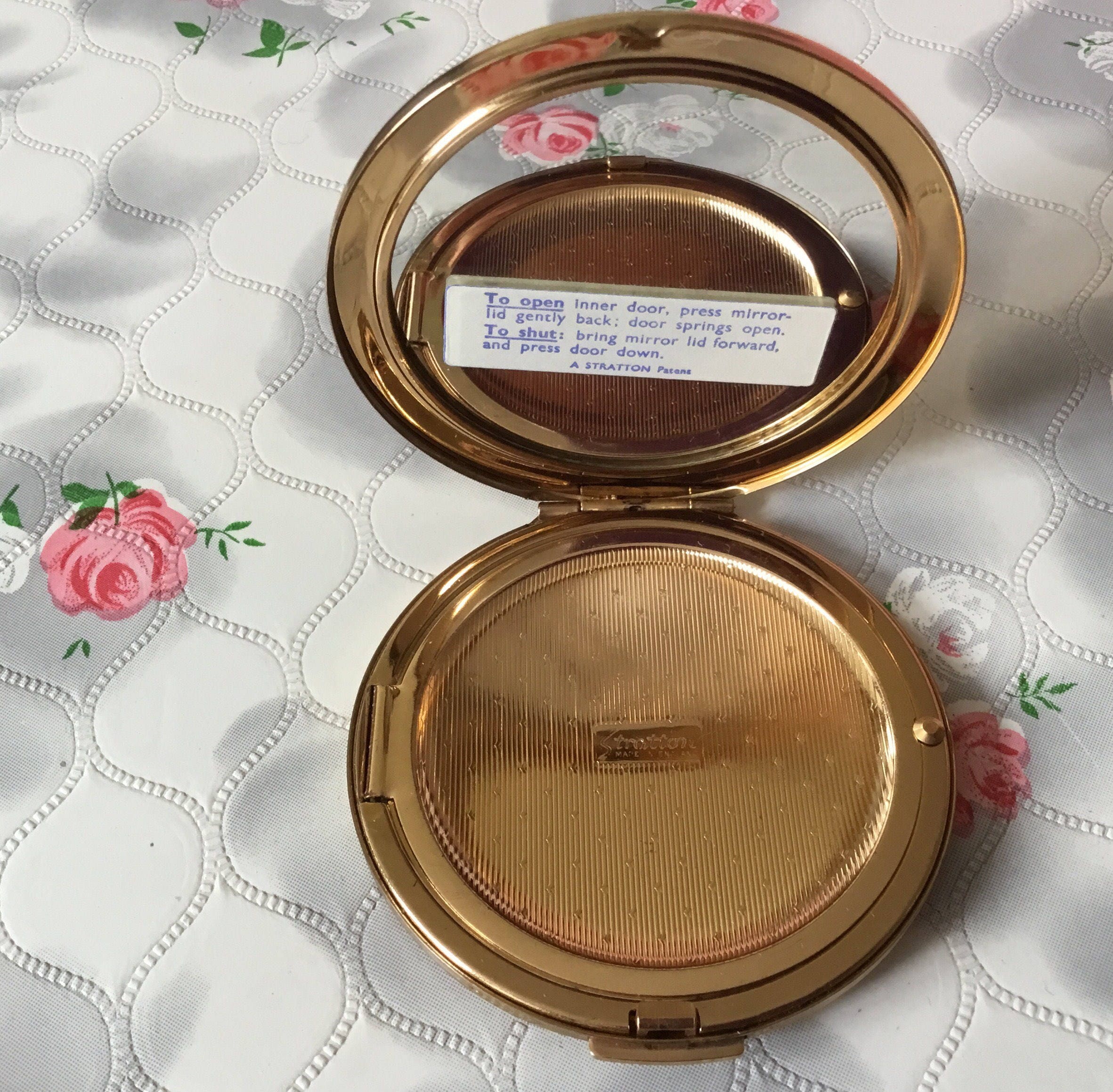 1970s Stratton powder compact mirror unused vintage compact Stratton