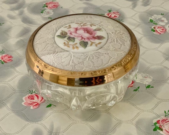 Lissco powder bowl with white lace and pink porcelain rose, vintage mid-century pressed glass dressing table trinket pot