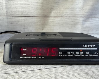 Vintage 1990s Sony Dream Machine FM AM Digital Clock Radio Model ICF C25