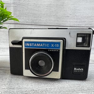 Vintage 1970s Kodak Instamatic X-15 Instant Camera