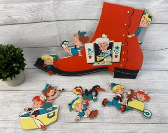 Vintage 1950s Old Woman in Shoe Wall Hanging by Dolly Toy Co