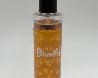 AVON Mark All Bundled Up Körpernebel Spray 6,7 FL.  oz zu 90 PROZENT VOLL!