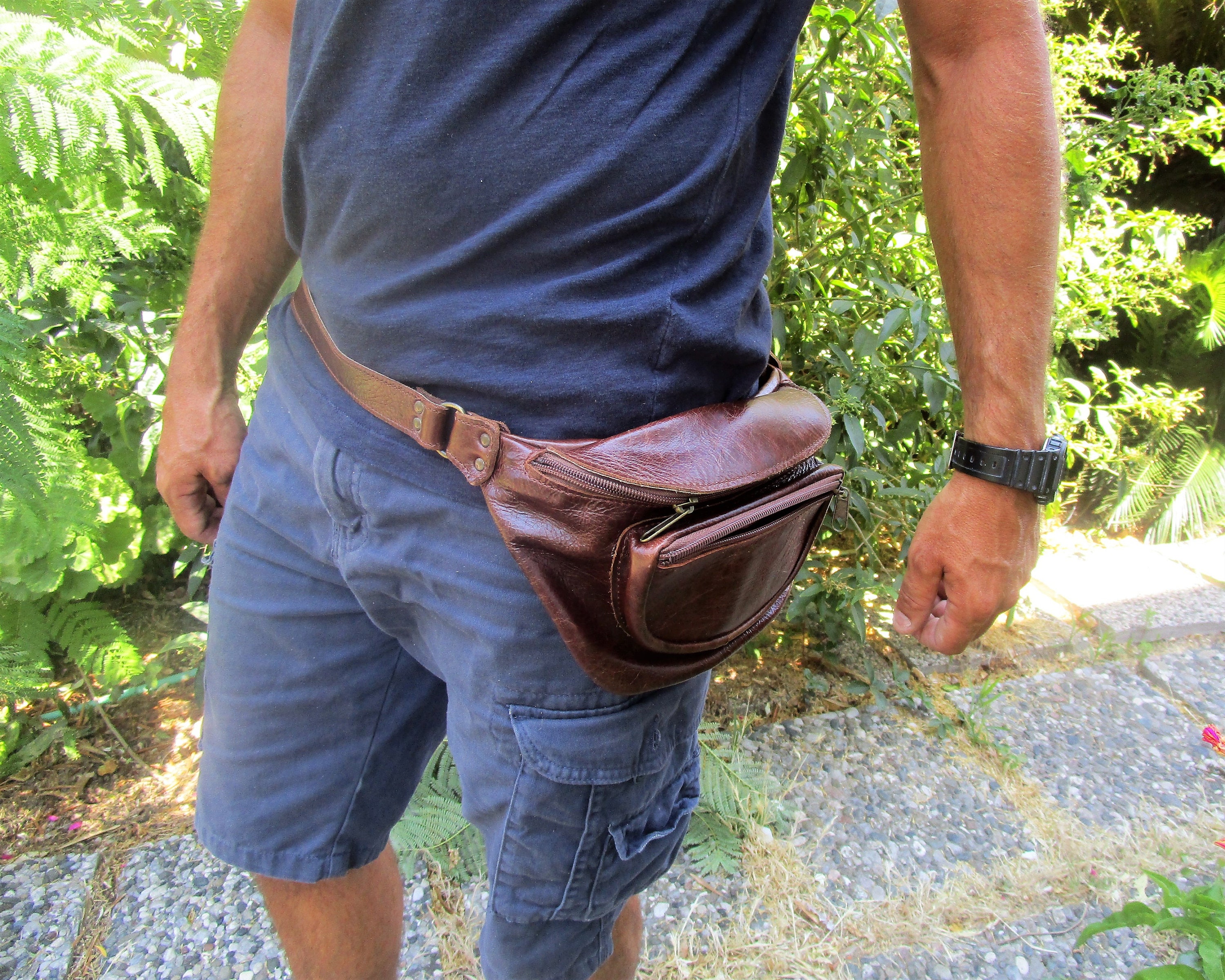 Latest Men Women Leather Waist Pack Travel Bags For Money|Belt|Cards |Mobile