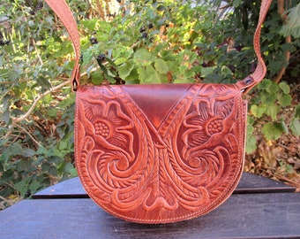 Leather Saddle Bag with Embossed Floral Pattern, Handmade Greek Leather Bag, Tooled Leather Bag, Women's Crossbody Purse, Shoulder Bag