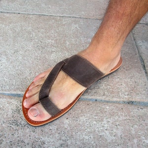 mens nubuck sandals