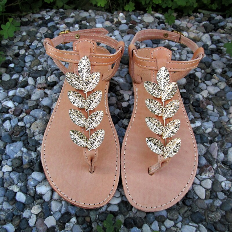 hollyleaf sandals