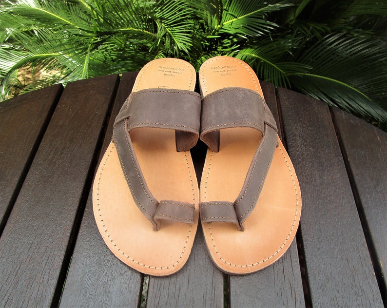 mens nubuck sandals