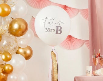 Future Mrs Customisable Jumbo Balloon, Hen Party Hen Party Decorations, Peach & Gold Hen Party Decor, Hen Party Accessories