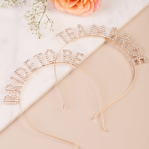 Funkelnde Braut Strass Stirnband: Perfekt für Brautparty oder Junggesellinnenabschied. Holen Sie sich Ihre Hen Party Glam mit unserem Brautstirnband Bild 4