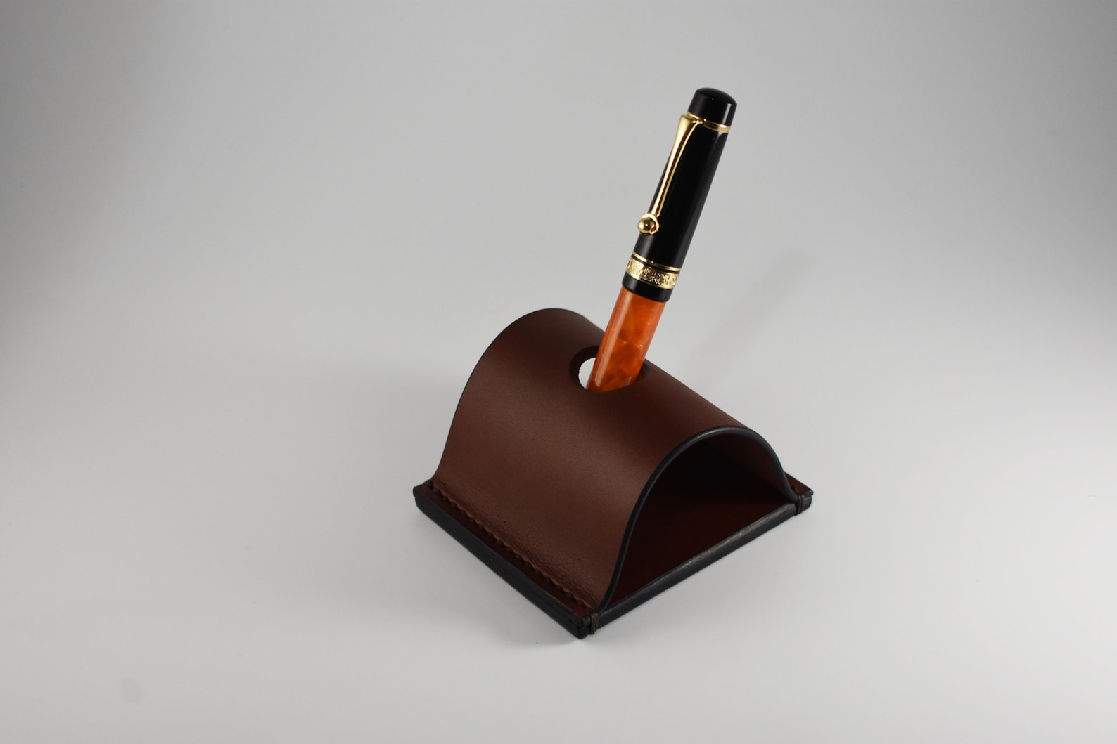 Fountain Pen Holder Fountain Pen Stand Leather Single Desk Etsy