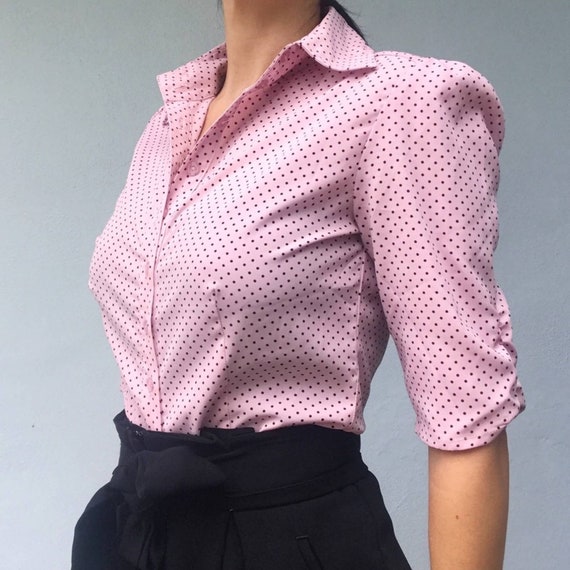 Soft sweet vintage girls Handmade with Knotted pink polka dot accents Very good Vintage Pink Polka Dot Girls Top Very good China Galore.