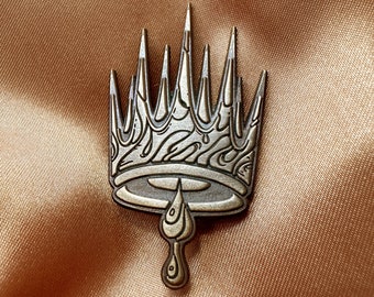 Queen's Crown - Metal Pin