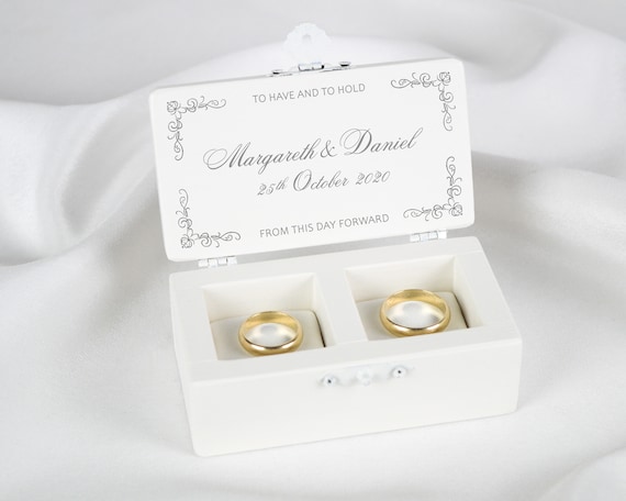 Cowboy Hat Ring Box - Southern Wedding Ring Box - Engagement Ring Box -  Ring Bearer - Wedding Proposal - Western Wedding - Jewlery Box