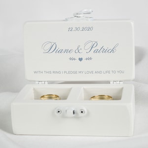 Witte Ring Doos, Gepersonaliseerde Ring Doos, Ring Drager Doos, Witte Bruiloft Ring Doos, Ceremonie Ringendoos afbeelding 2