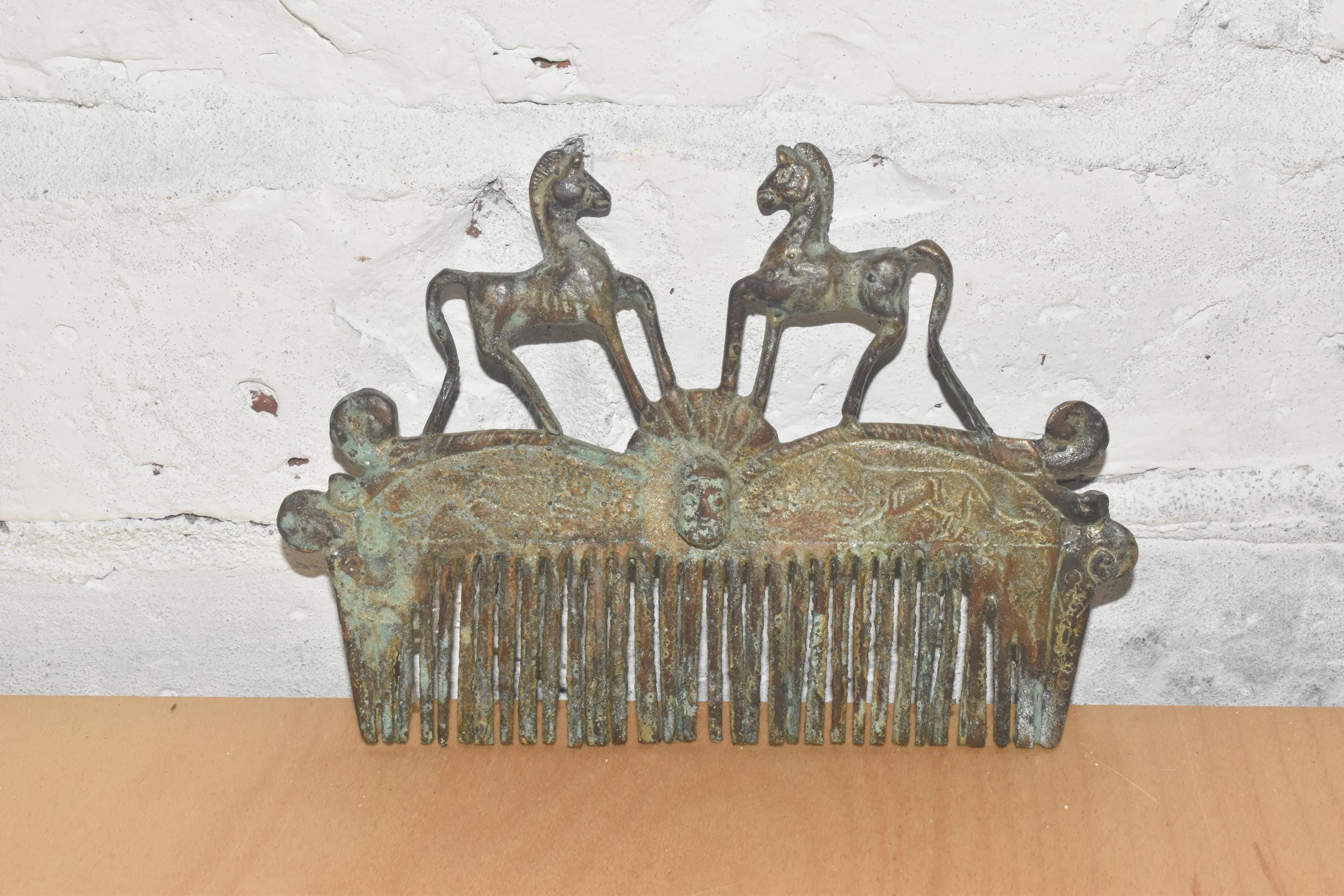 Vintage Ornate Roman Empire Reproduction Metal Hair Comb W  display picture 1