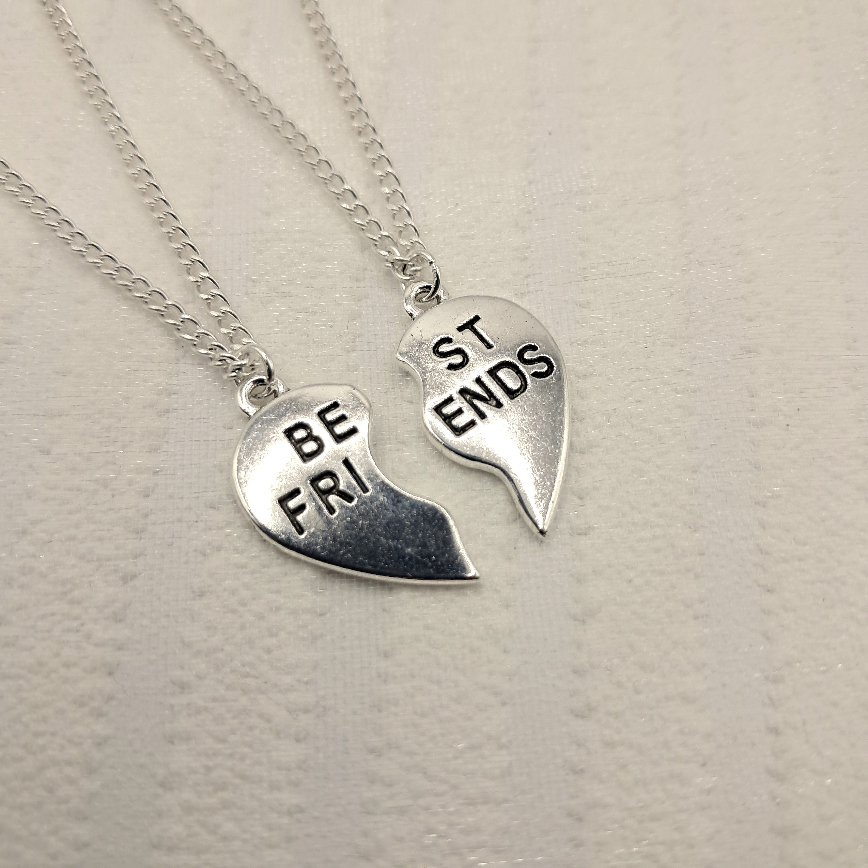 best friends necklace set, bff gift, set of 2 necklaces for friends