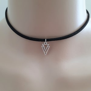 choker necklace, black cord triangle choker, thin black choker with geometric charm, simple jewellery for women