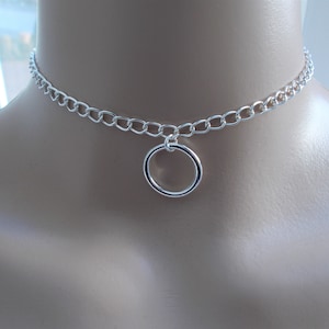 silver choker, a chunky chain choker necklace with circle charm, ring choker for women, gift for her