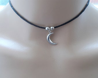 Black Cord Moon Choker: simple choker neckalce with beads and charm