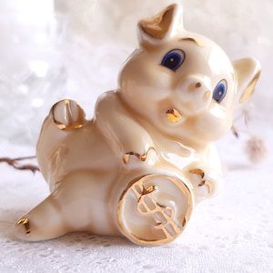 Ceramic pig, Small souvenirs, Ceramic gift for animal lovers, Table decor, Lucky symbol