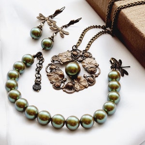 Vintage Style Filigree Necklace, Victorian Jewelry Set, Crystal Pearls Earrings, Necklace And Bracelet, Unique Gift for Her