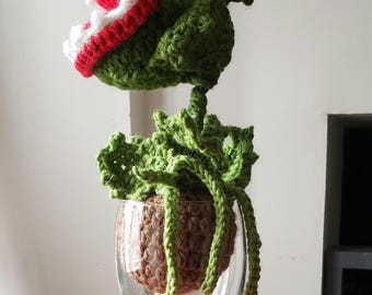 little house of horrors inspired plant , venus fly trap, hand crocheted forever plant