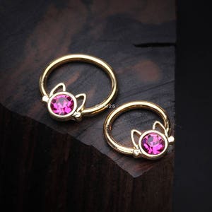 Golden Adorable Cat Face Sparkle Captive Bead Ring-Fuchsia