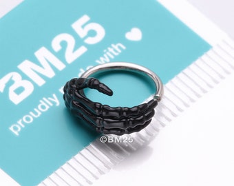 Black Skeleton Hand of Death Steel Bendable Hoop Ring