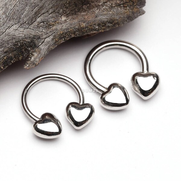 Classic Fluffy Heart Horseshoe Circular Barbell