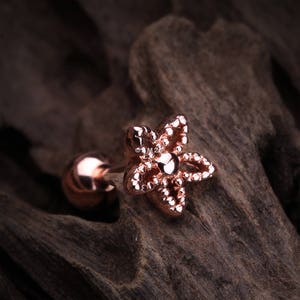 Spring Flower Ornate Sparkle Cartilage Tragus Earring-Rose Gold