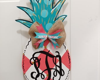 Pineapple Door Hanger