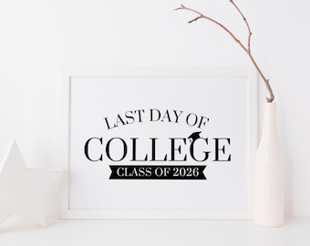 Class of 2026 Graduation Photo Prop – Minimalist Sign (Digital Download)