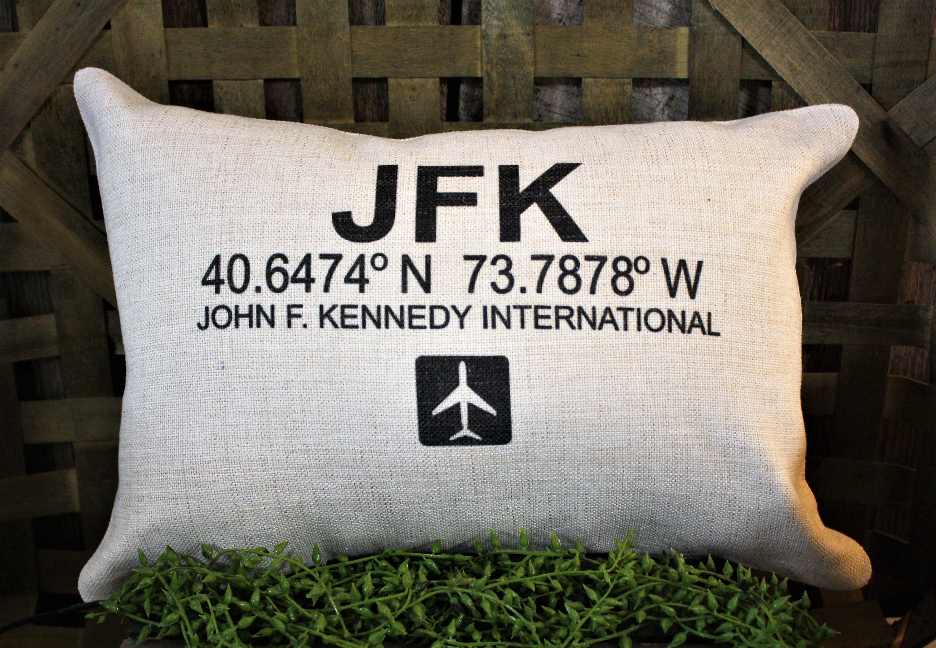 Airport Pillow Airport Location Pillow Airport Code Pillow Etsy 日本