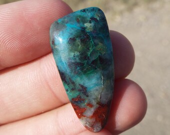 Chrysocolla, Malachite, and Cuprite in Quartz Cabochon