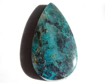 Chrysocolla and Tenorite in Quartz Cabochon