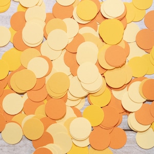 Yellow Paper Confetti: Double-Sided Party Table Decoration (5/8&#39;&#39;)