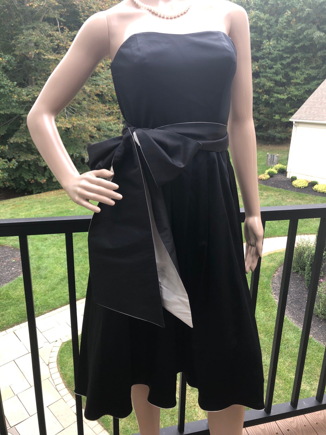Tahari Arthur S Levine Designer Black Satin Strapless Cocktail