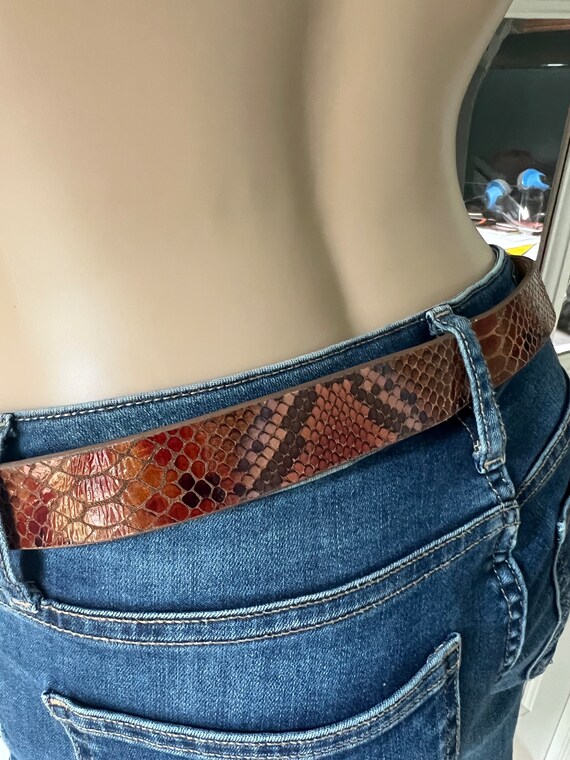 Snake Pattern Belt Beautiful vintage colorful snake print glossy belt - Gem
