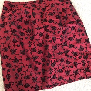 Vintage Ann Taylor silk red/Black and brighter floral mini skirt image 5