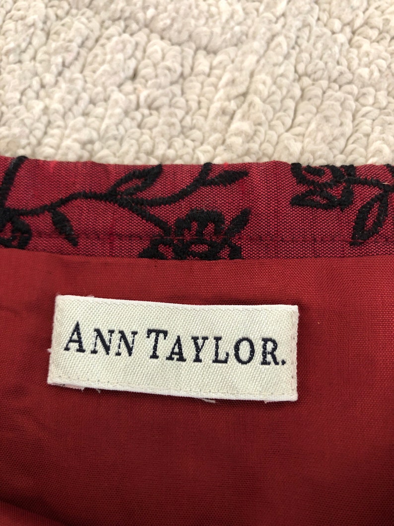 Vintage Ann Taylor silk red/Black and brighter floral mini skirt image 6