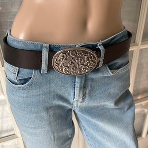 Vintage Amanda Smith western leather belt with silver filigree floral buckle