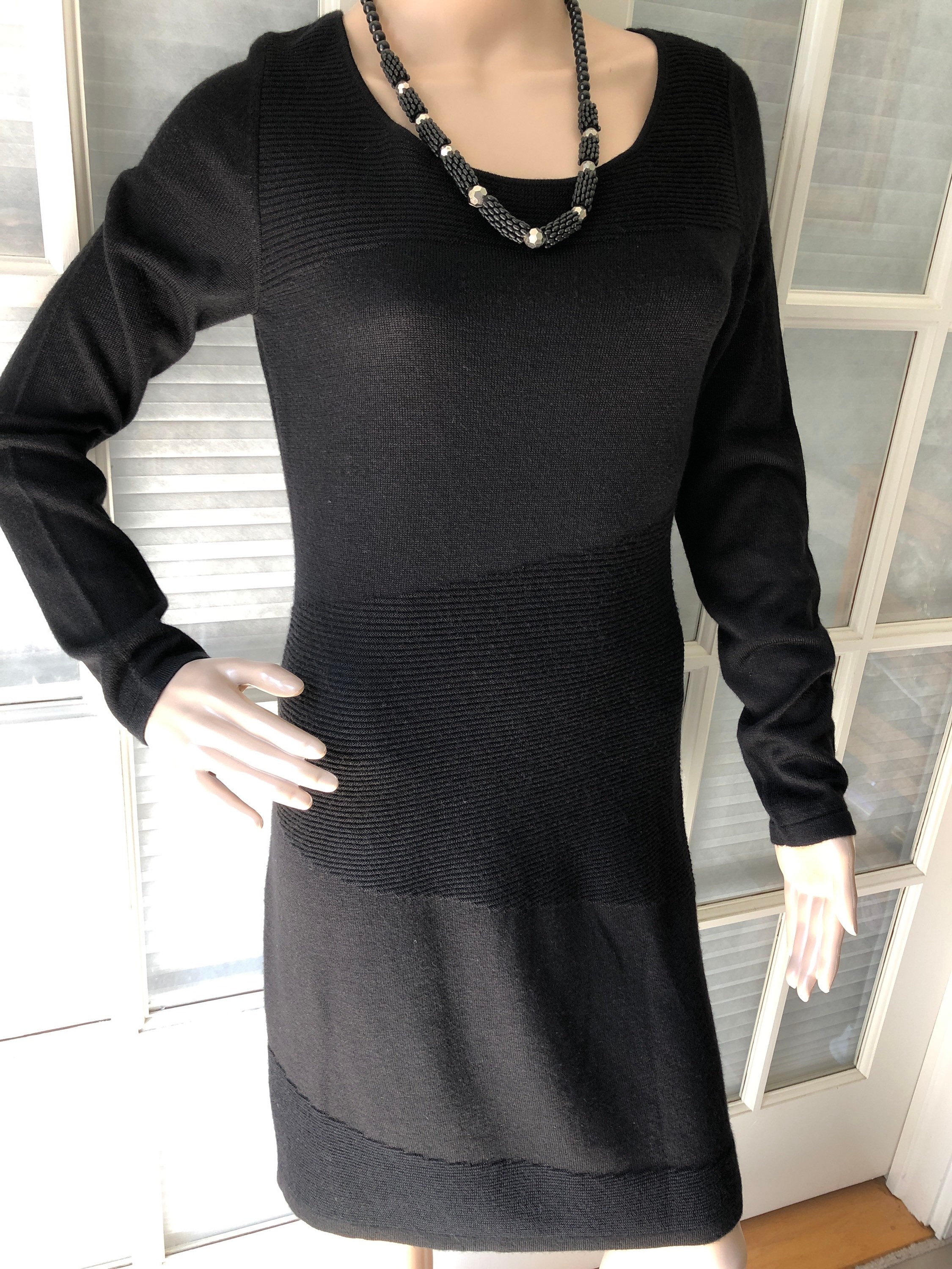 Ann Taylor Adorable Black Long Sleeve 