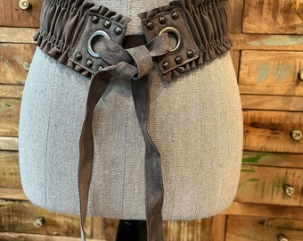 Vintage taupe/grey gathered waist belt with tie