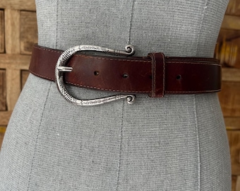 Cinturón vintage estilo western de Brighton con diseño recortado y herrajes plateados, talla M