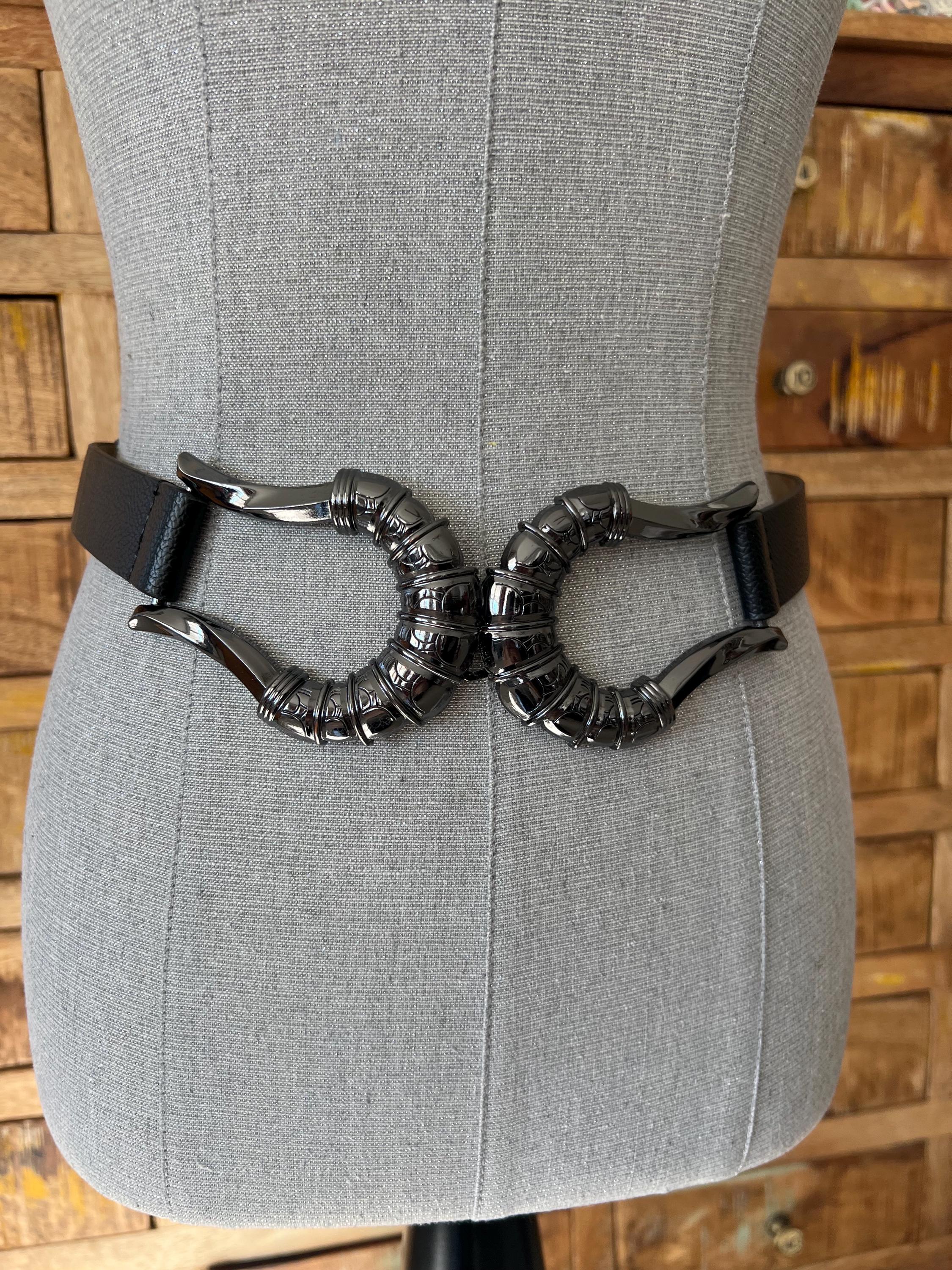 Cow Print Fur Tan & beige Chain Embellished Belt Jean Fisher Vintage  S Miss Rodeo USA sets the range ablaze ?This - Is - The  main image 3