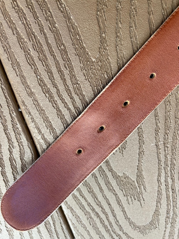 vintage coach red glove-tanned cowhide brass buckle belt size M COACH Vintage Wide Dark Red Glove Tanned Leather Belt Round  main image 3