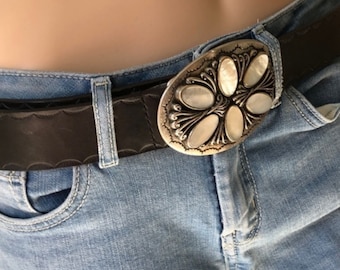 Vintage GUESS Black Leather Concho Belt Western Boho Silver Tone Size M/L Guess Vintage Black Leather Western Silver Buckle With  main image 3