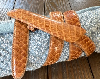 Vintage JW Robinsons light brown genuine snake skin skinny belt