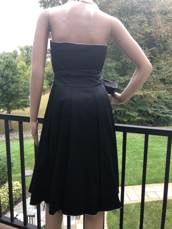 black strapless dress with white trim Shop Women's Black Strapless Bodycon Midi Dress with White Side Trim|  Showoffff