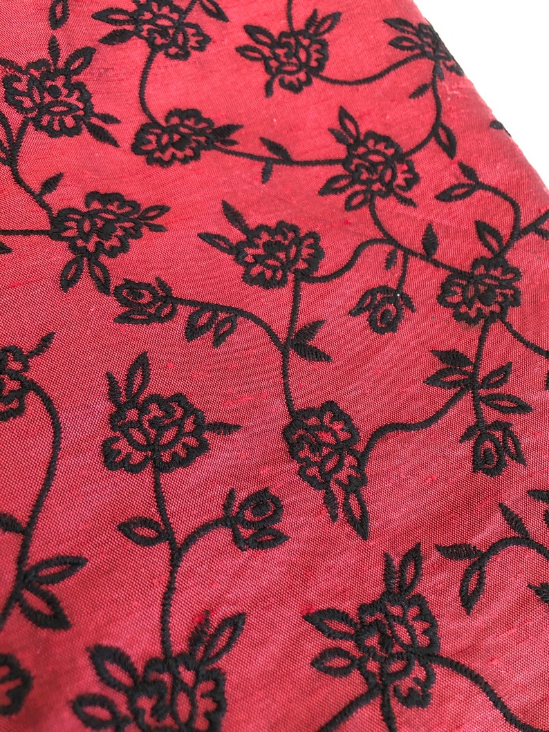 Vintage Ann Taylor silk red/Black and brighter floral mini skirt image 8